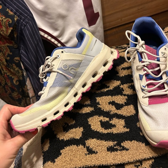 On Running Cloudvista size 6 - Picture 3 of 4